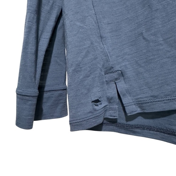 Patagonia Women's L Dusty Blue Long-Sleeved Capilene® Cool Merino Blend Shirt - Picture 4 of 6